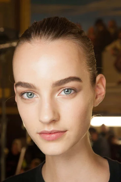 Look 11